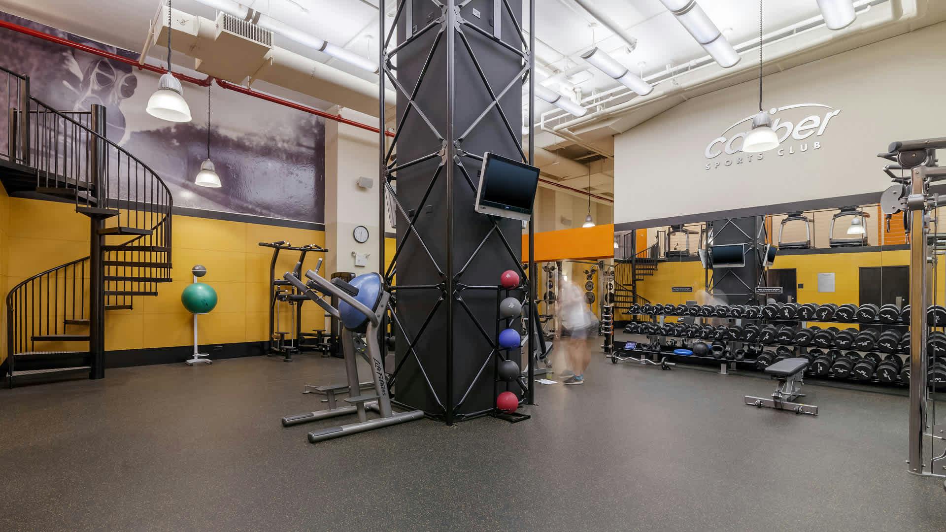 http://media.equityapartments.com/images/q_50/f_auto/fl_lossy/4103-113/101-West-End-Apartments-Fitness-Center