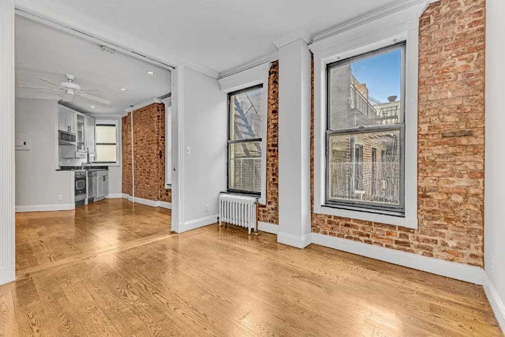 232 Elizabeth Street #5C, Manhattan, NY 10012 apartment_living_room 1