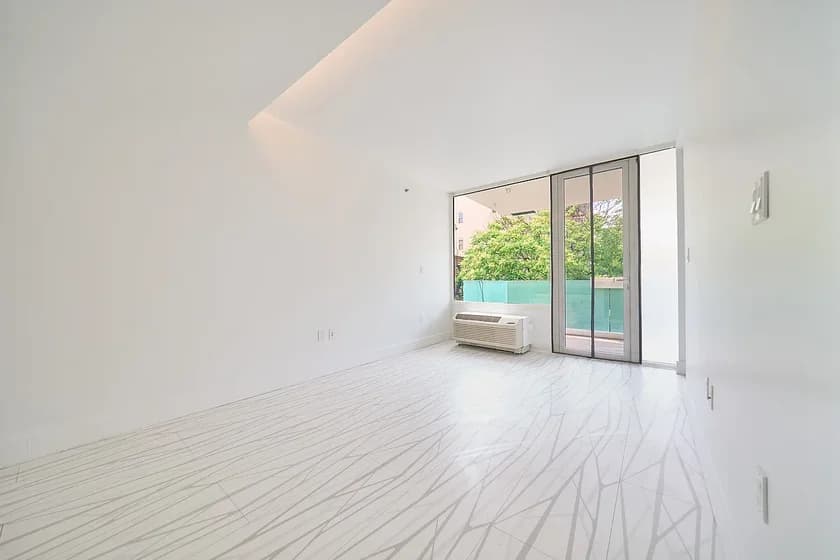 329 Pleasant Avenue #3A, Manhattan, NY 10035 apartment_living_room 1