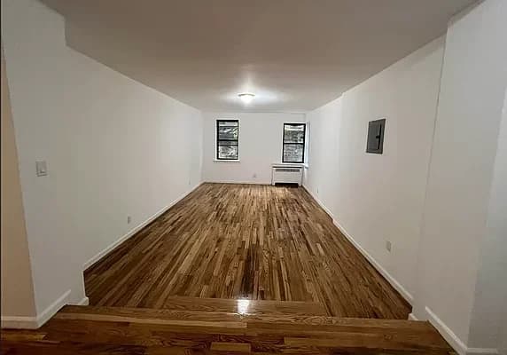 3175 Grand Concourse #1C, Bronx, NY 10468 apartment_living_room 1