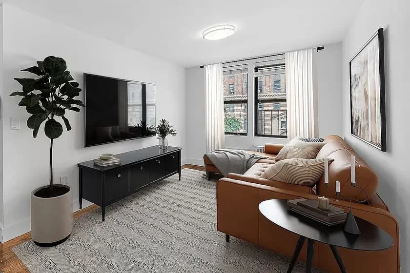 718 West 178 Street #4, Manhattan, NY 10033 apartment_living_room 1