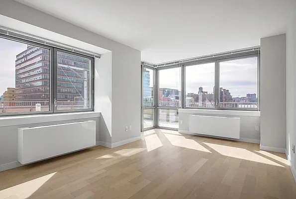 282 11 Avenue #1110, Manhattan, NY 10001 apartment_living_room 1