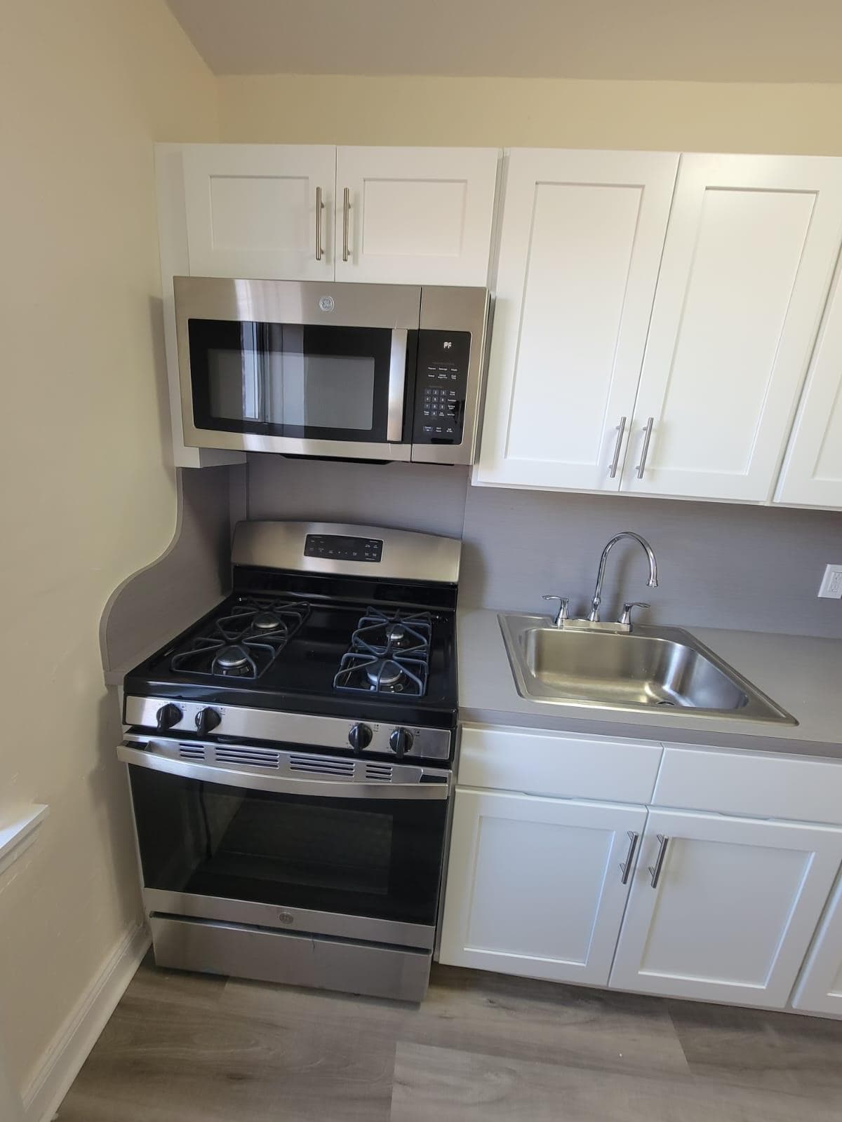 2632 West 2 Street #5J, Brooklyn, NY 11223 100