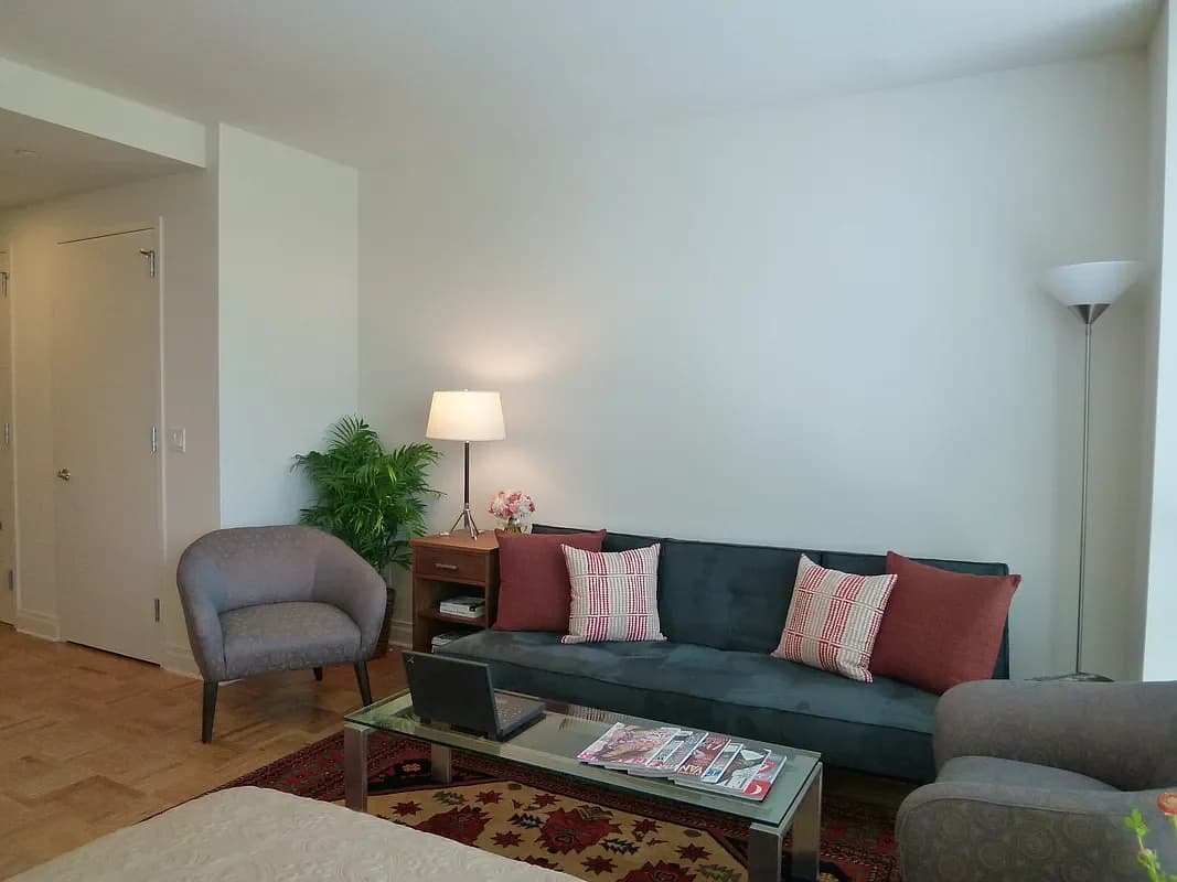 125 East 97 Street #3R, Manhattan, NY 10029 apartment_living_room 1