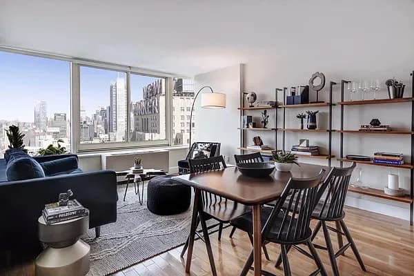 The Olivia 320 West 34 Street #17A, Manhattan, NY 10001 apartment_dining_room 1