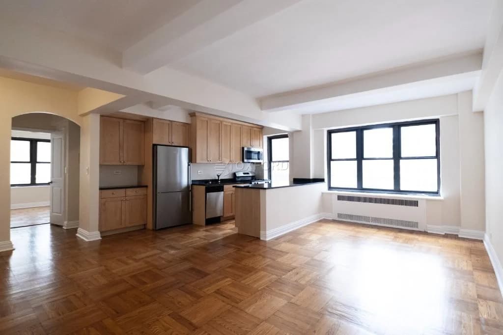141 East 56 Street #11H, Manhattan, NY 10022 1