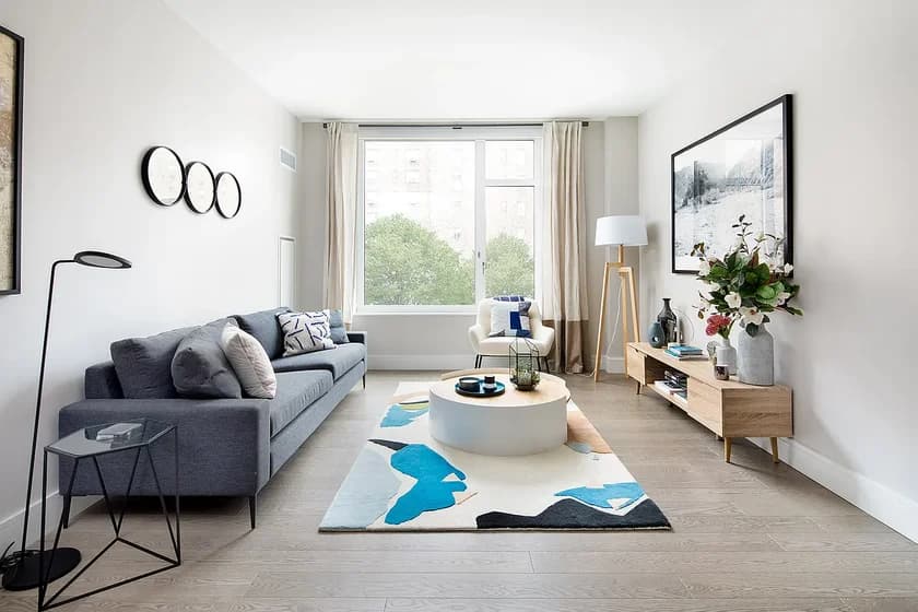 10 Barclay Street #16B, Manhattan, NY 10007 apartment_living_room 1