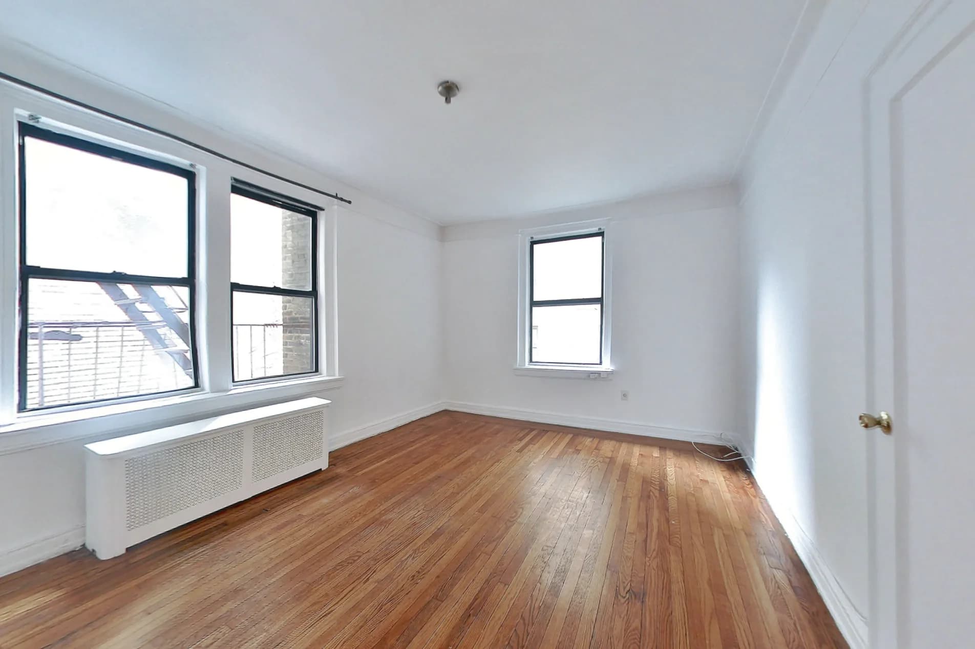 102 West 79 Street #2-G, Manhattan, NY 10024 apartment_living_room 1