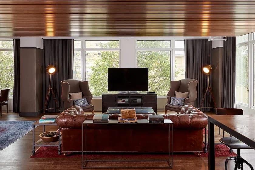 2-14 50 Avenue #1004E, Queens, NY 11101 apartment_living_room 1