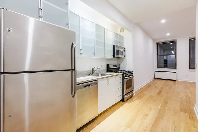 37 Wall Street #3G, Manhattan, NY 10005 apartment_kitchen 1