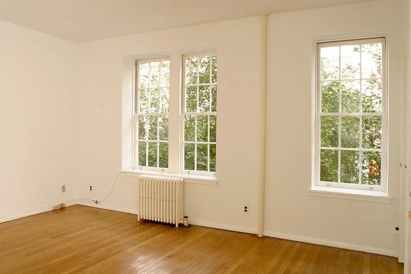 322 East 92 Street #3FC, Manhattan, NY 10128 apartment_living_room 1