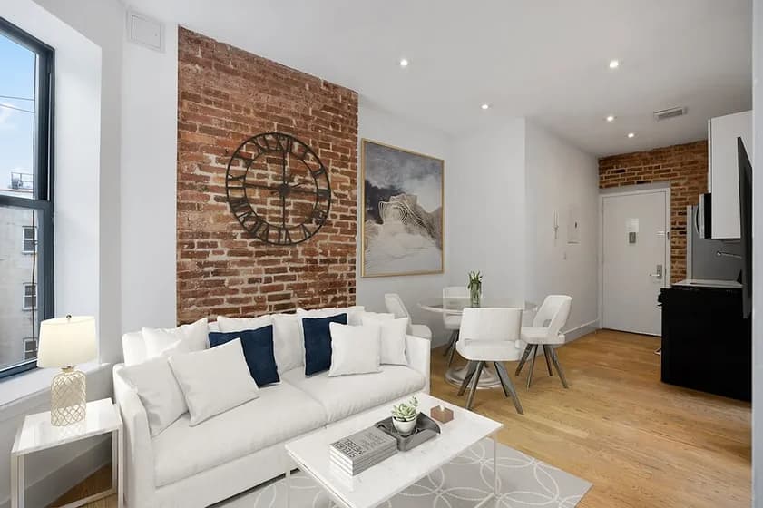 323 West 96 Street #611, Manhattan, NY 10025 apartment_living_room 1