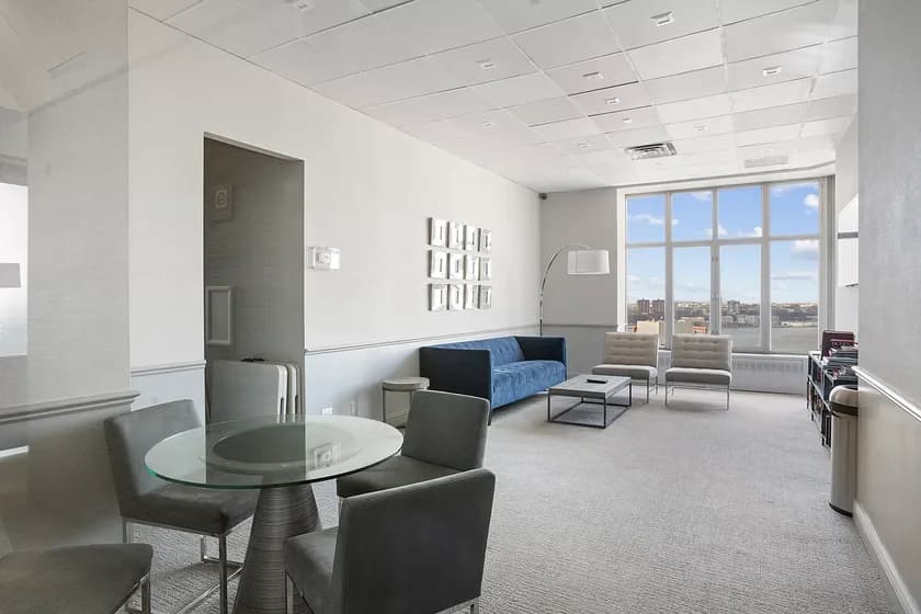 500 West 43 Street #20-A, Manhattan, NY 10036 apartment_living_room 1