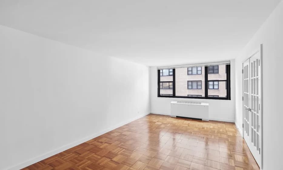 330 W 58 St #12C, Manhattan, NY 10019 1