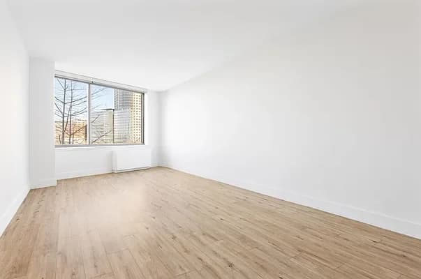 41 River Terrace #904, Manhattan, NY 10282 apartment_living_room 1