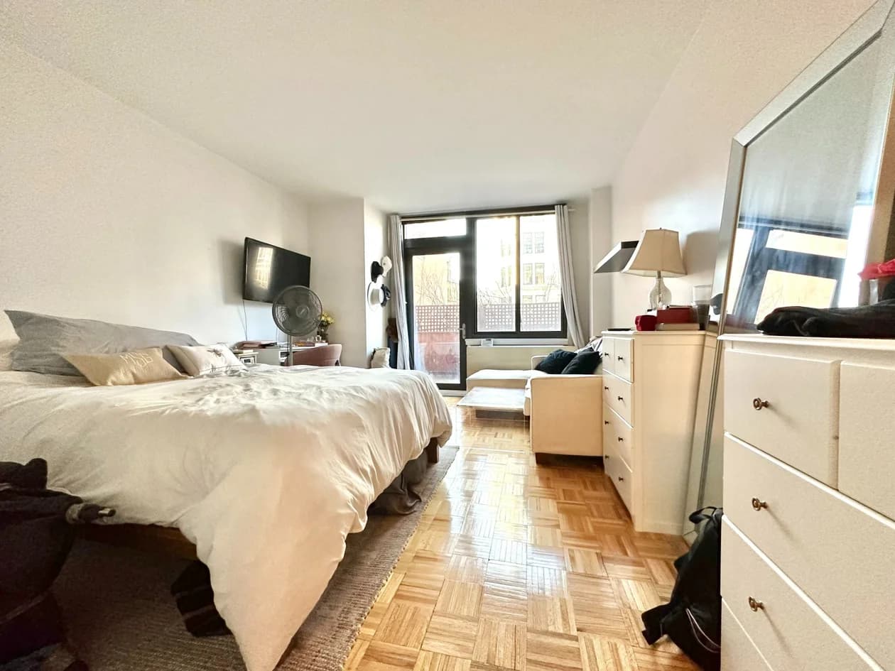 199 Bowery #2E, Manhattan, NY 10002 1