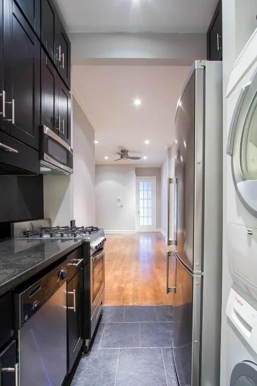 219 East 28 Street #1C, Manhattan, NY 10016 1