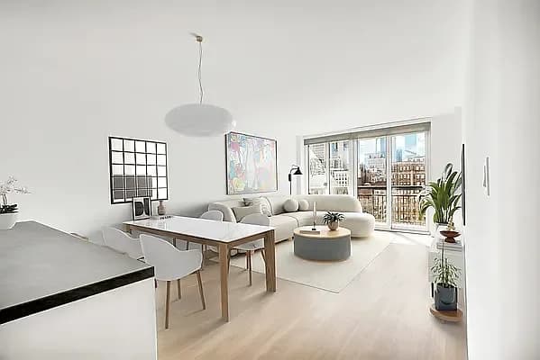 70 West 37 Street #PH15, Manhattan, NY 10018 apartment_living_room 1