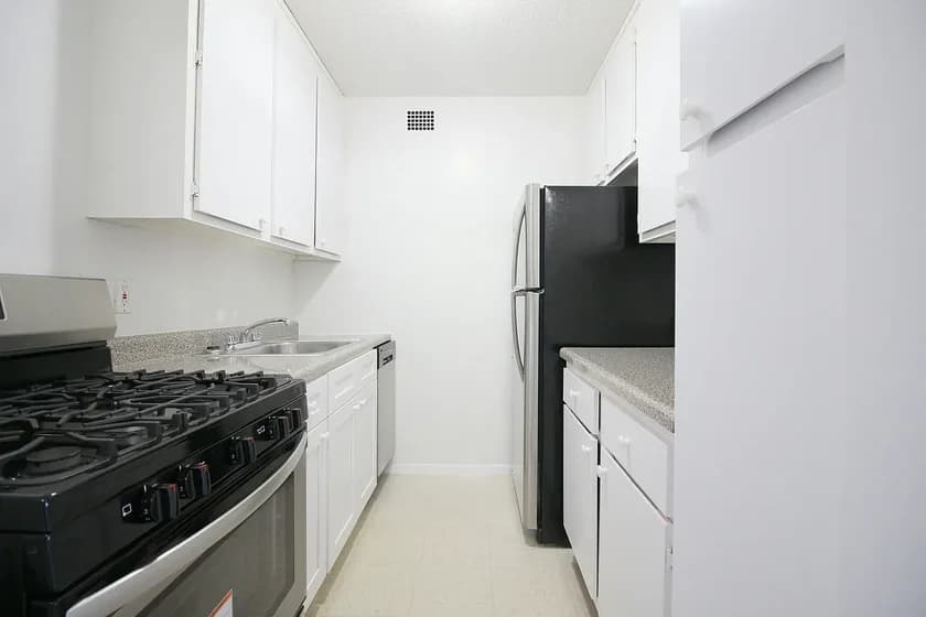 19 East 28 Street #6C, Manhattan, NY 10016 apartment_kitchen 1