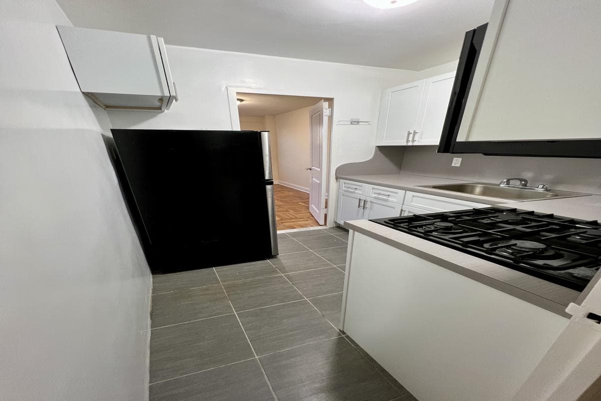 166-05 Highland Avenue #7T, Queens, NY 11432 100