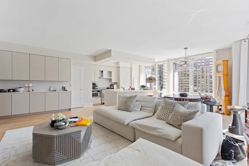 60 Riverside Boulevard #1512, Manhattan, NY 10069 apartment_living_room 1