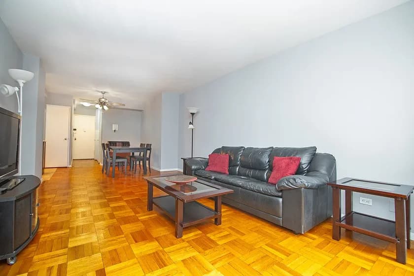 220 East 54 Street #3N, Manhattan, NY 10022 apartment_living_room 1