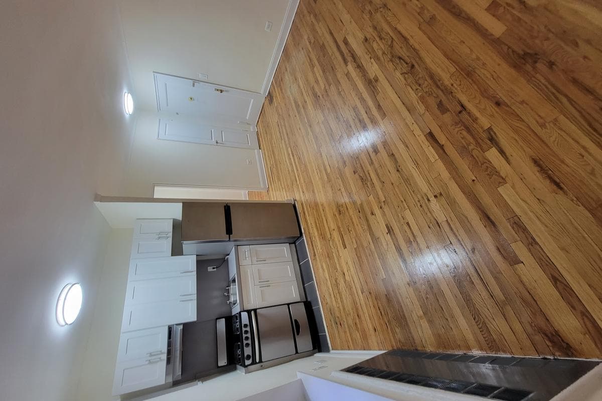 2684 West St #3F, Brooklyn, NY 11223 100