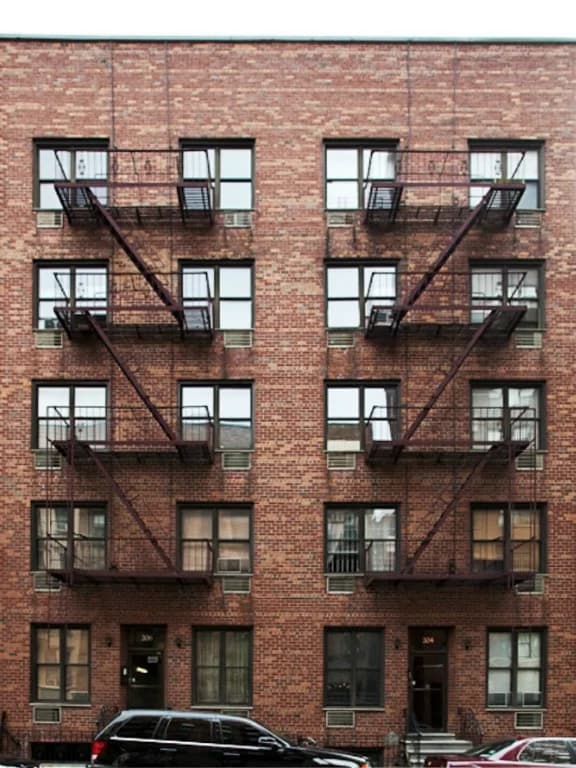 206 E 25 St #1RW, Manhattan, NY 10010 1