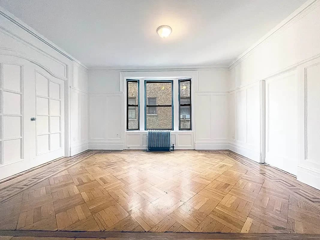 3629 Broadway #37, Manhattan, NY 10031 apartment_living_room 1