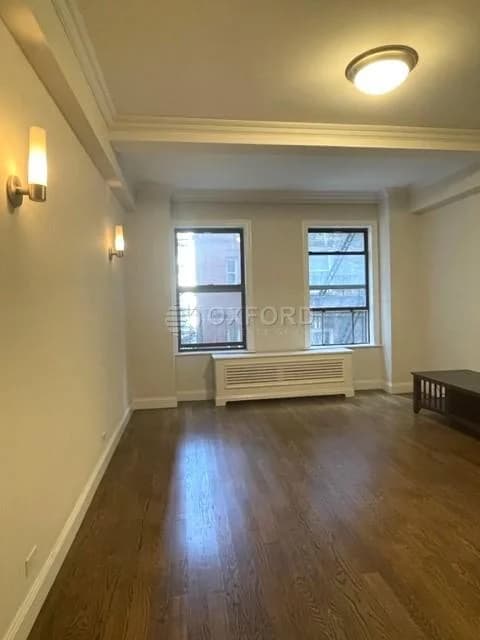 209 West 106 Street #2e, Manhattan, NY 10025 1