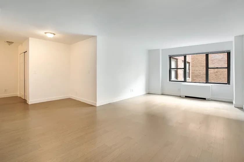 66 Madison Avenue #11-J, Manhattan, NY 10016 apartment_living_room 1