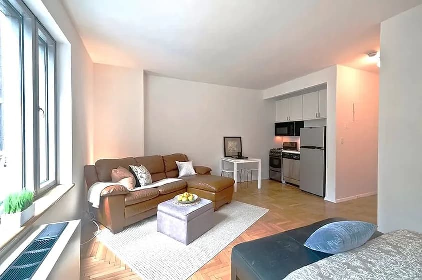 301 West 57 Street #3-BB, Manhattan, NY 10019 apartment_living_room 1