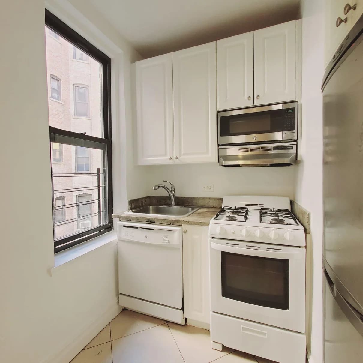 185 Claremont Avenue #2G, Manhattan, NY 10027 1