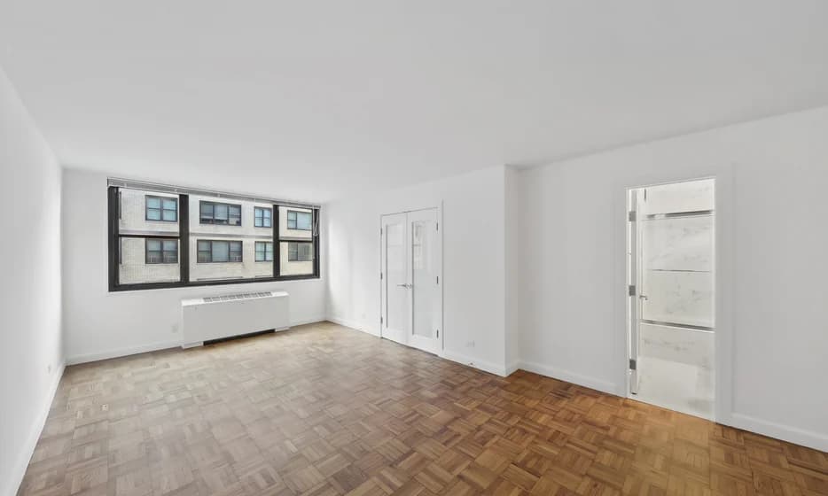 330 W 58 St #14C, Manhattan, NY 10019 1