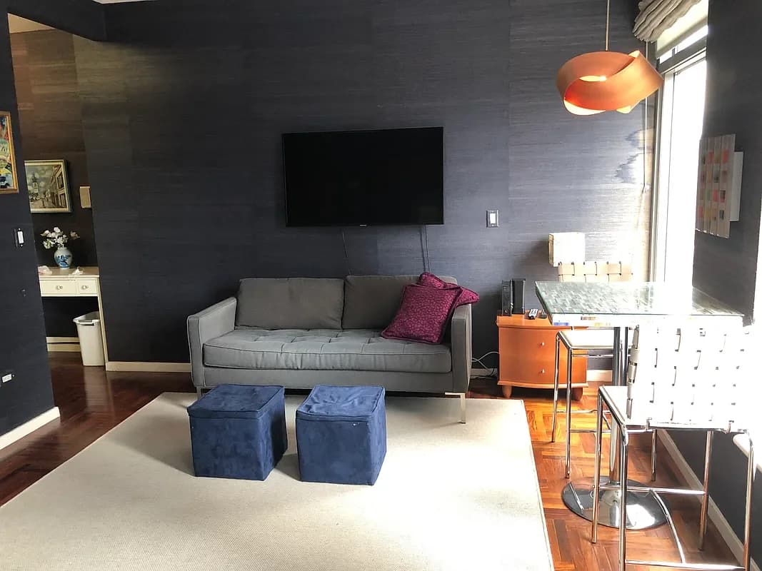 245 East 58 Street #17E, Manhattan, NY 10022 apartment_living_room 1