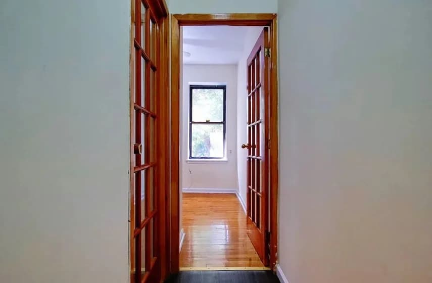 32 E 7 St #4B, Manhattan, NY 10003 apartment_bedroom_room 1