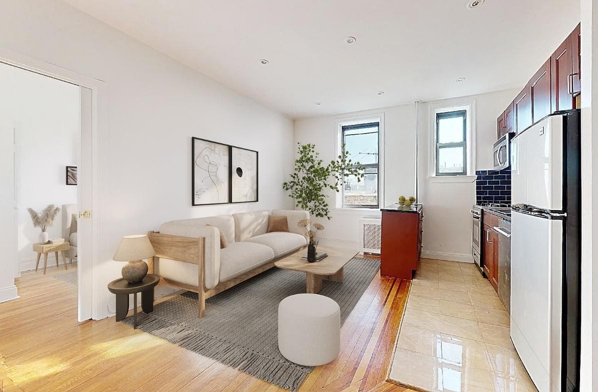 31-40 30 Street #C4, Queens, NY 11106 1