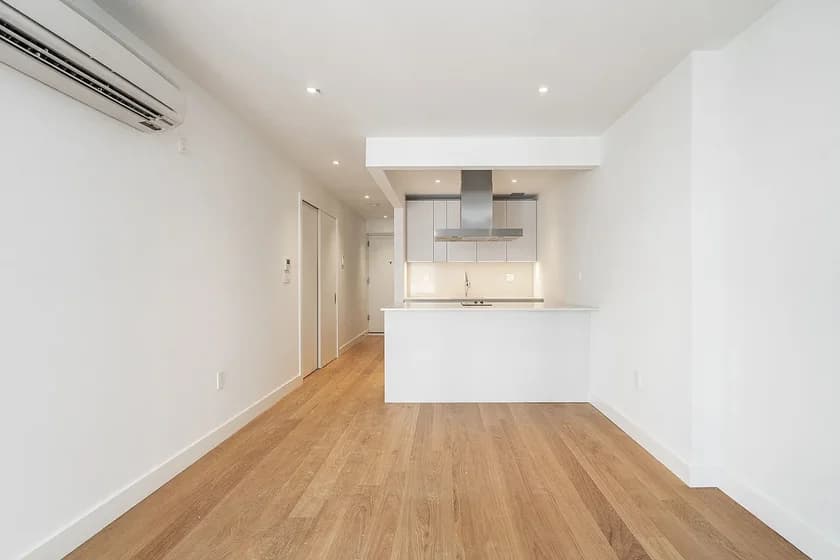 321 East 22 Street #4U, Manhattan, NY 10010 apartment_dining_room 1