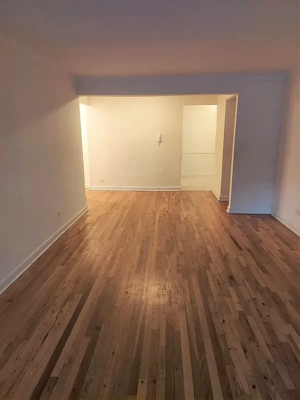 63-60 98 Street #202, Queens, NY 11374 apartment_living_room 1