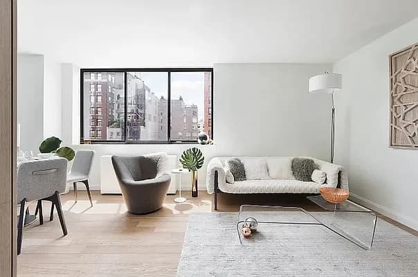 250 West 19 Street #12D, Manhattan, NY 10011 apartment_living_room 1