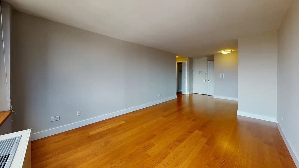 The Monterey 175 E 96 St #25O, Manhattan, NY 10029 apartment_living_room 1