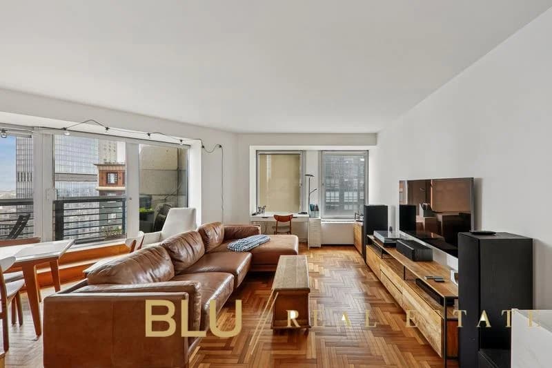 150 W 56 St #4903, Manhattan, NY 10019 1
