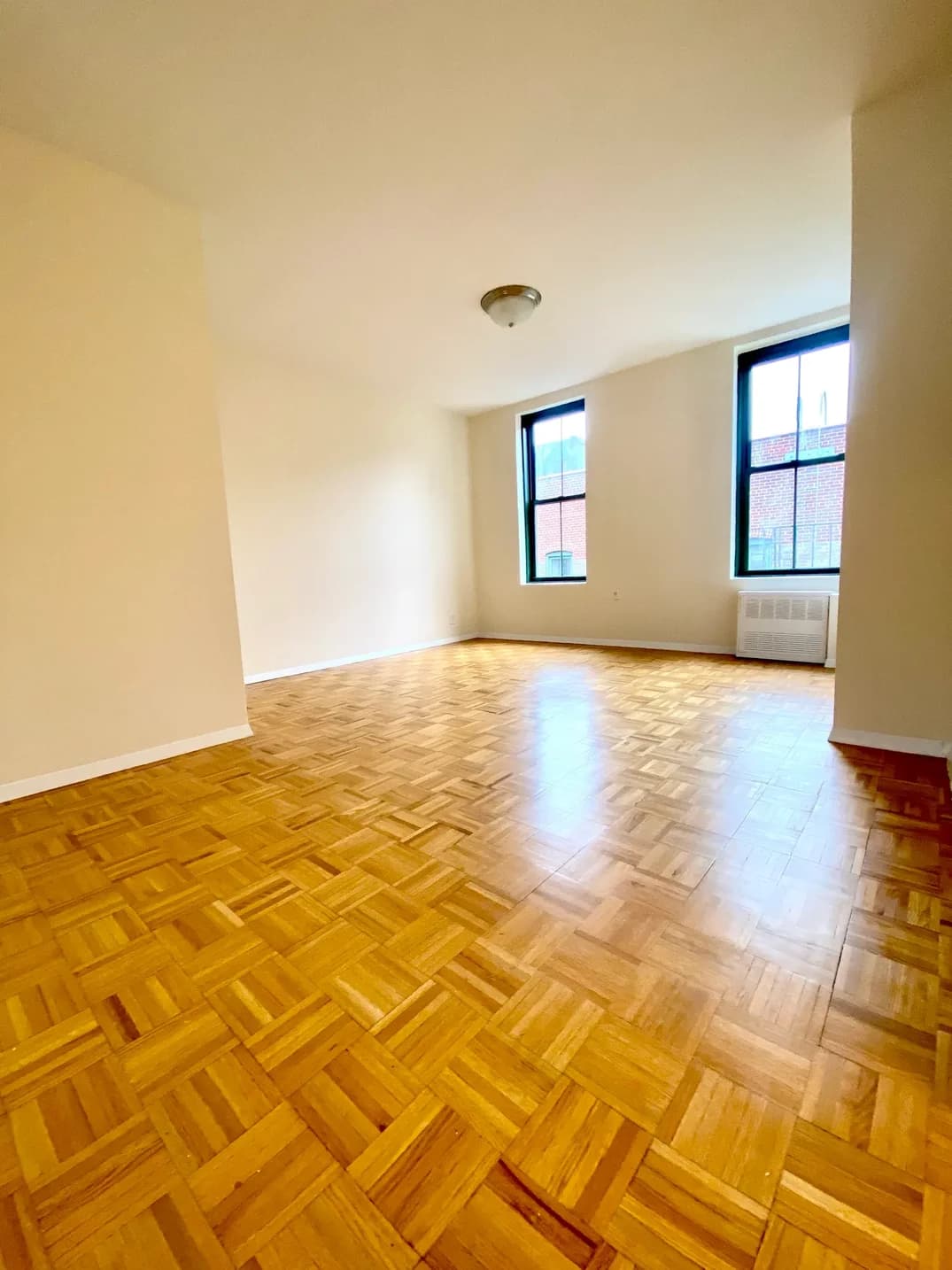 523 East 78 Street #4A, Manhattan, NY 10075 apartment_living_room 1