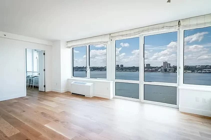80 Riverside Boulevard #18-A, Manhattan, NY 10069 apartment_living_room 1