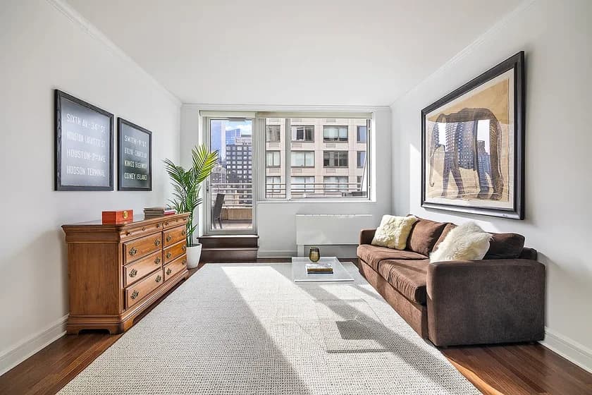 120 Riverside Boulevard #16-K, Manhattan, NY 10069 apartment_living_room 1