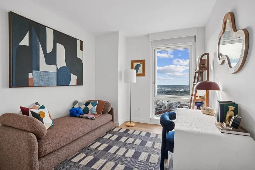 450 North End Avenue #3B, Manhattan, NY 10282 apartment_living_room 1