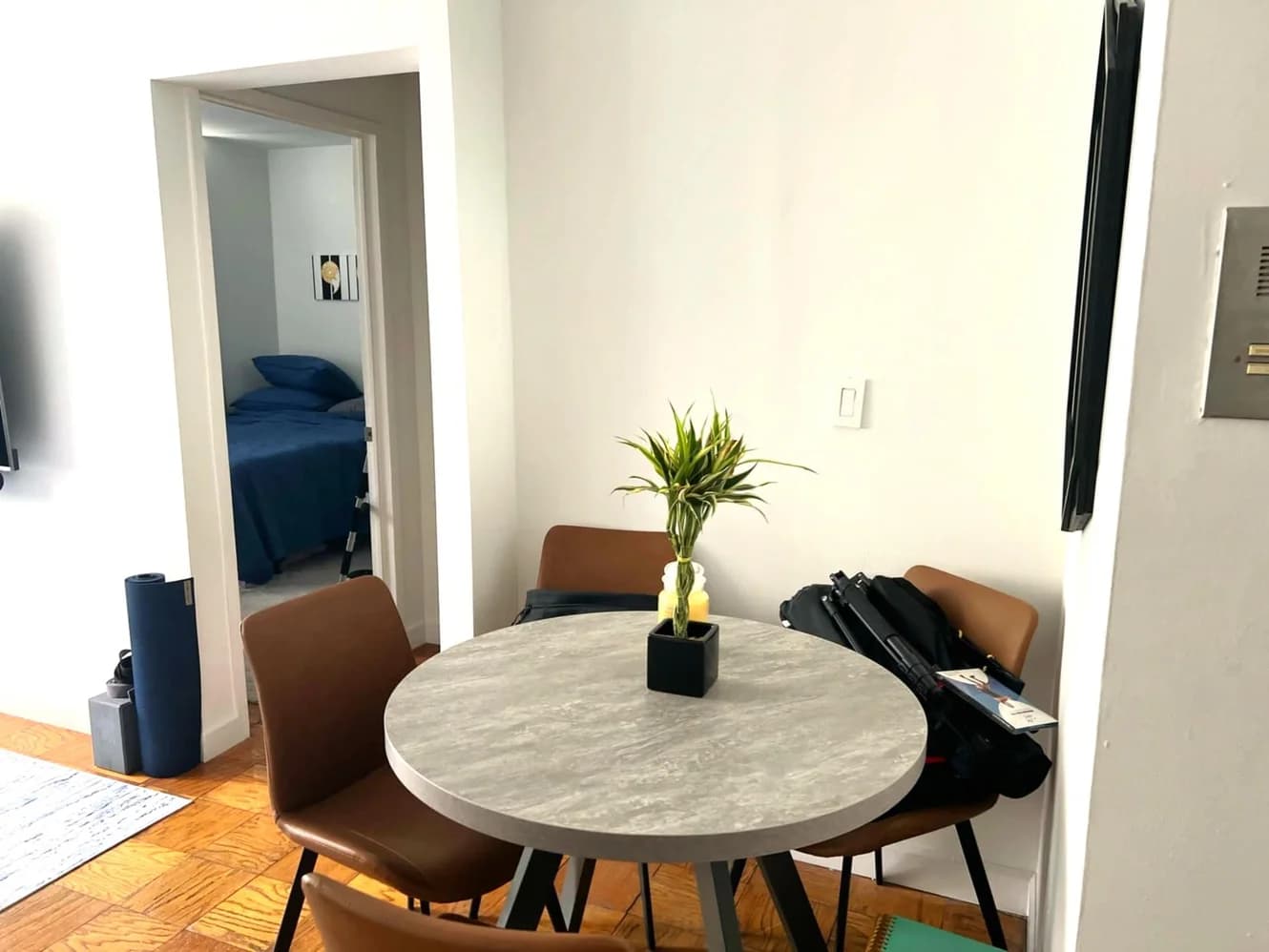 301 East 45 Street #3D, Manhattan, NY 10017 1