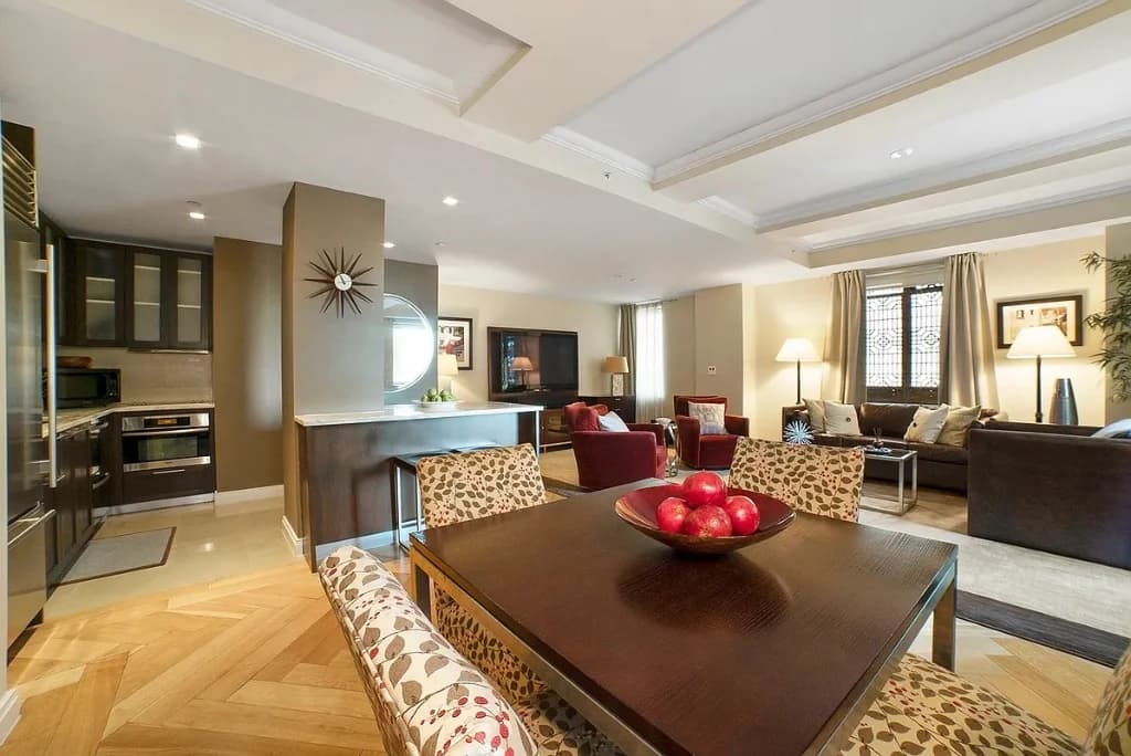 160 Central Park South #1810, Manhattan, NY 10019 1