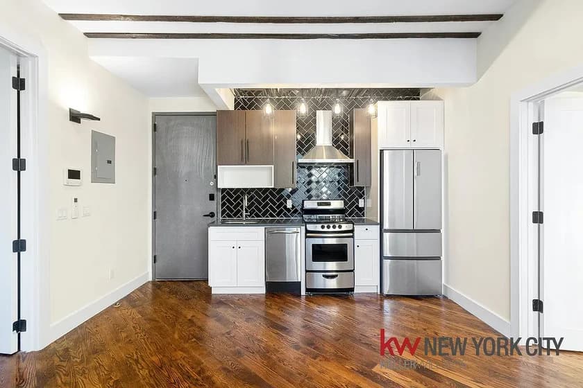 35 Claver Place #4F, Brooklyn, NY 11238 1