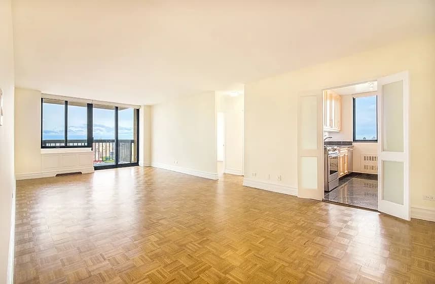 145 West 67 Street #27D, Manhattan, NY 10023 apartment_living_room 1
